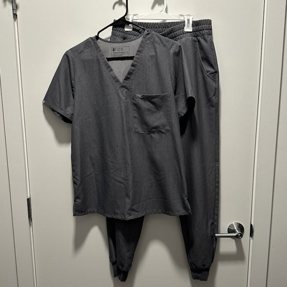 Figs Catarina One Pocket Scrub Top & Zamora High Waisted Joggers Size Medium